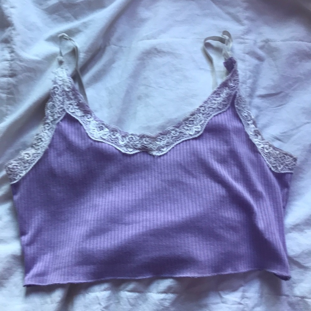 purple tank top